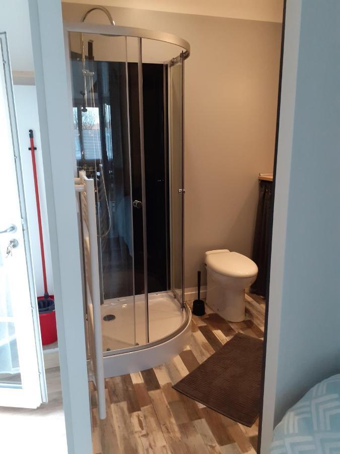Mini Loft Lejlighed Saintes Eksteriør billede